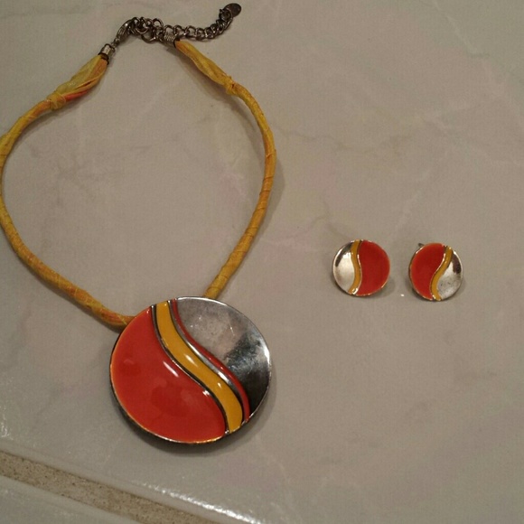 Unknown Jewelry - Necklace and Earring Set Orange and Yellow